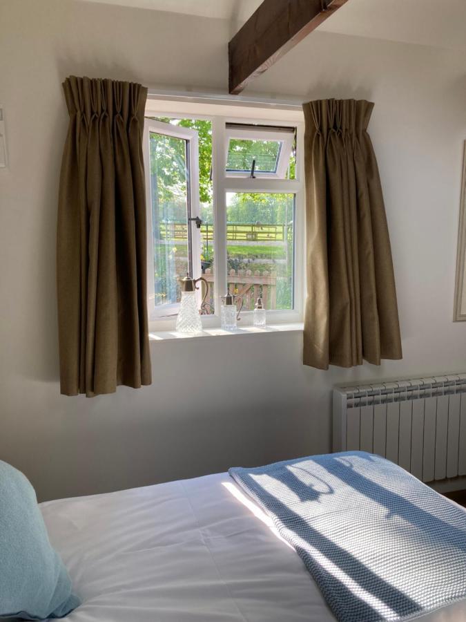 Hunters Moon B&B Tidworth Exterior photo
