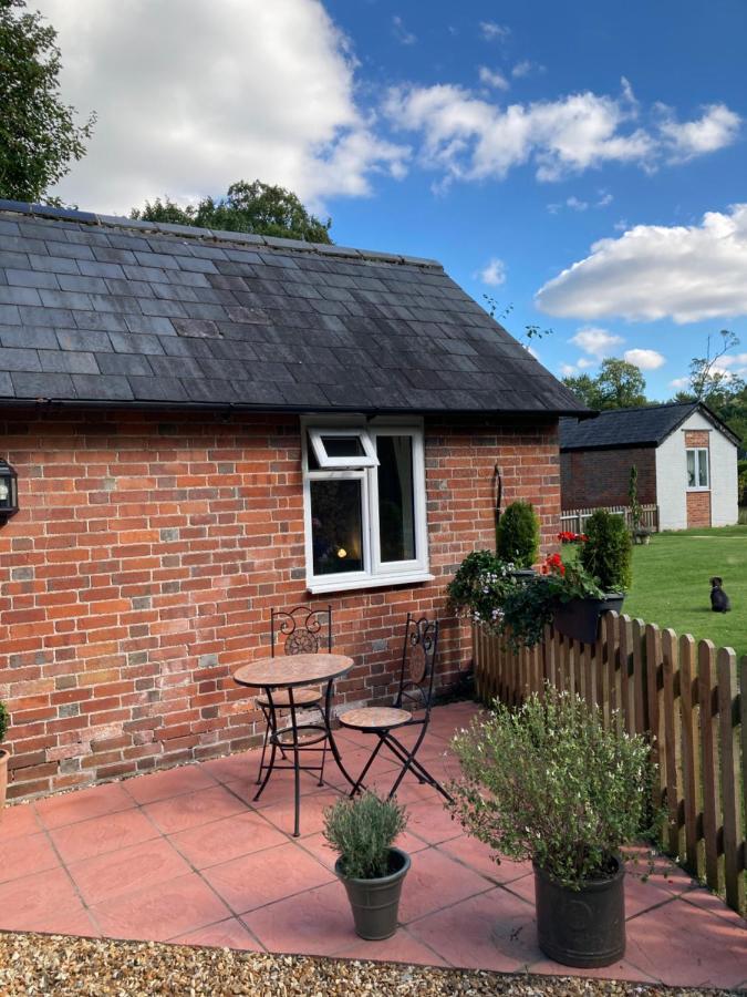 Hunters Moon B&B Tidworth Exterior photo